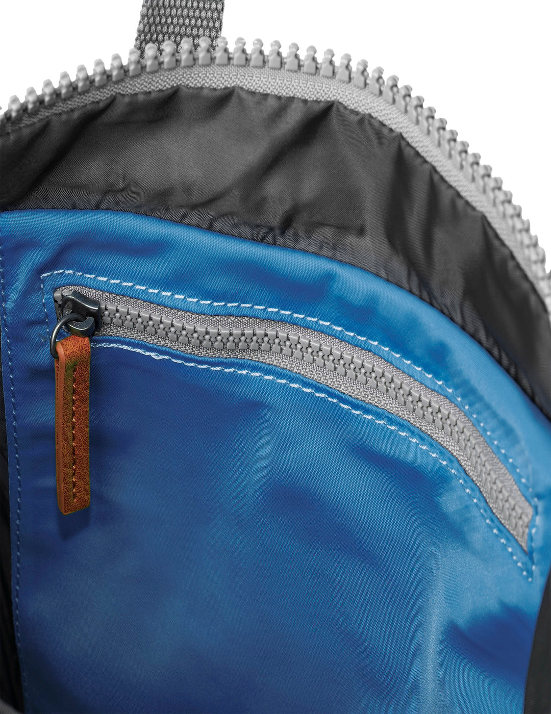 Mochila Roka Canfield B M Seaport