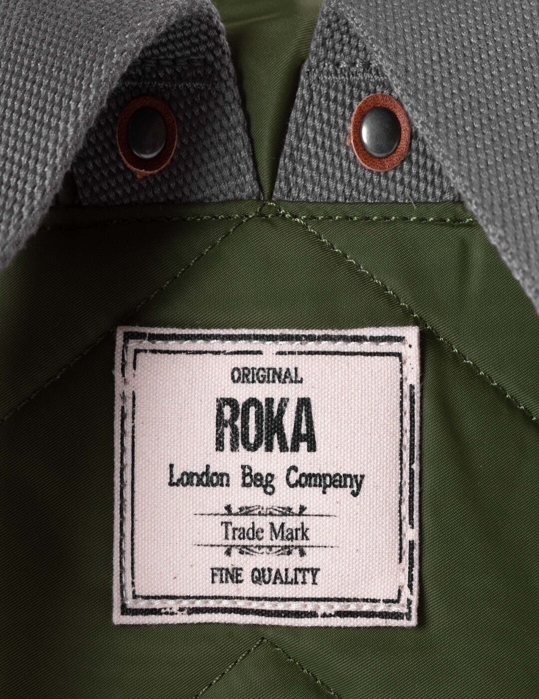 Mochila Roka Sostenible Canfield B Small Nylon Avocado