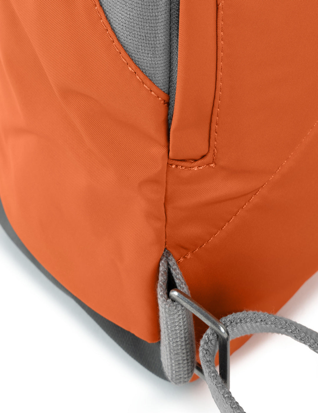 Mochila Canfield B Small Sostenible Burnt Orange